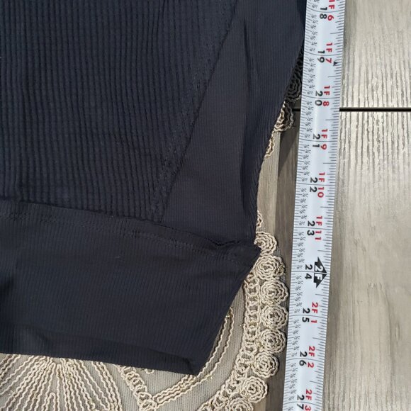 Free People Women's Santa Clara Thermal Long Sleeve Pullover Black Size S - Picture 9 of 9